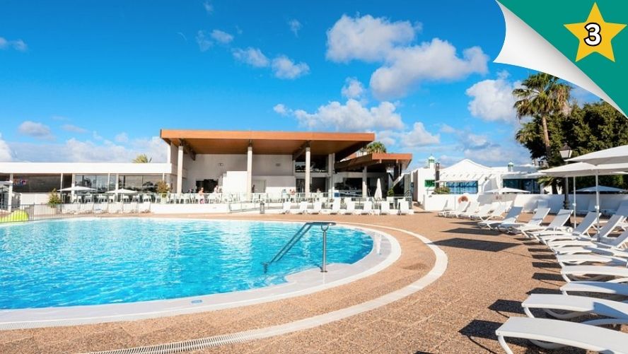 Hyde-Park-Lane-Lanzarote-Lee-Travel